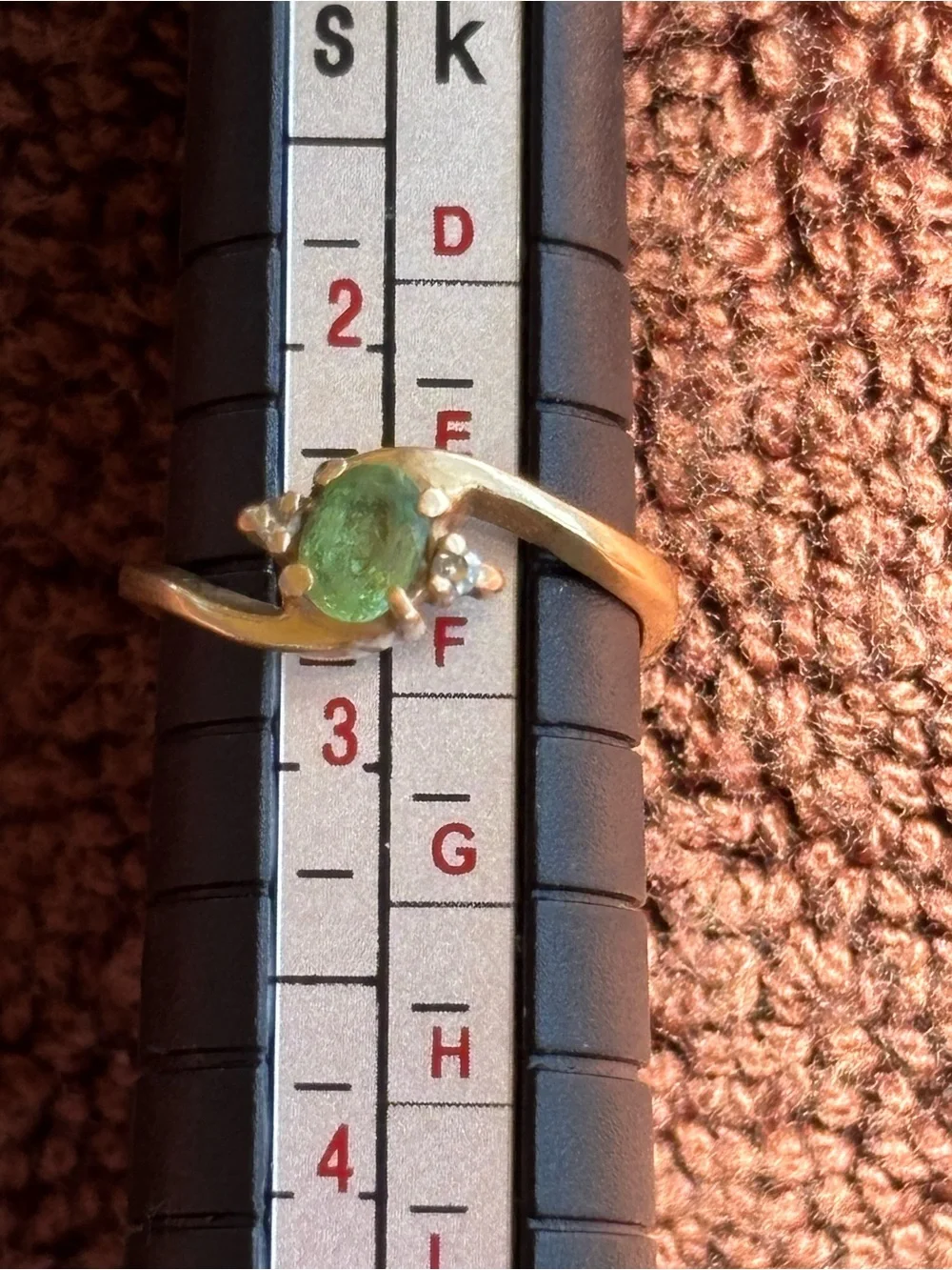 Girl’s 14K Green Gemstone Twist Ring - girl’s birthstone ring. Size 2.5